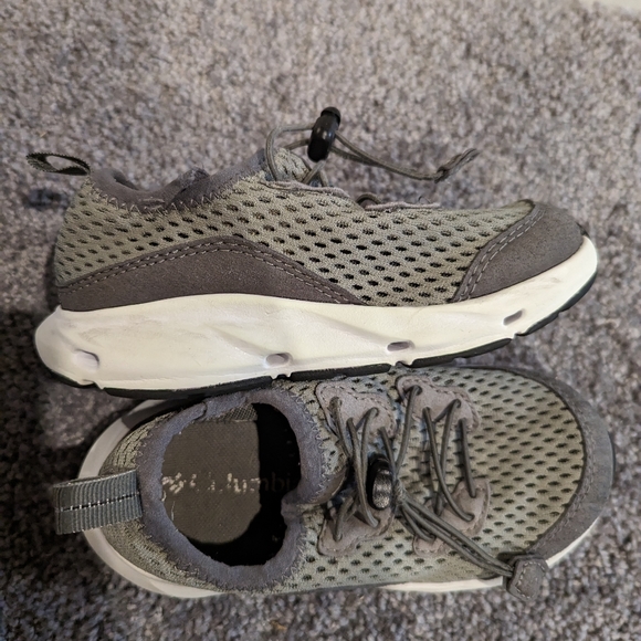 2 for $15 - Columbia toddler sneakers - Picture 3 of 6